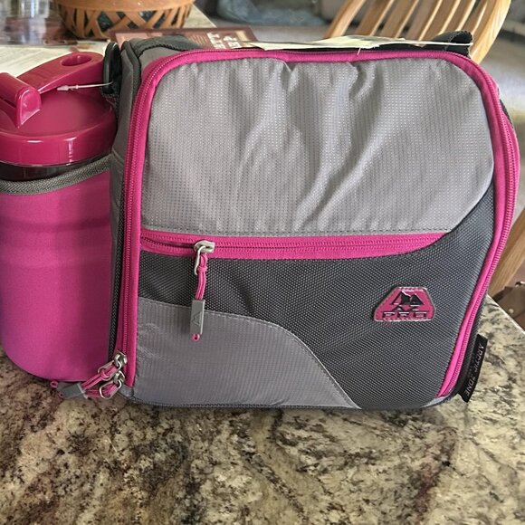 Brand new, unopened Lunch Tote - Picture 4 of 8